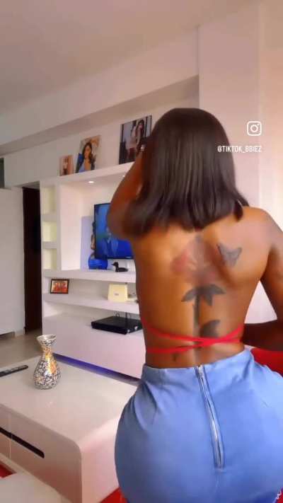 Angola Aunty 