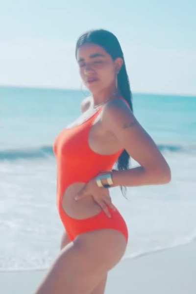 Beach booty