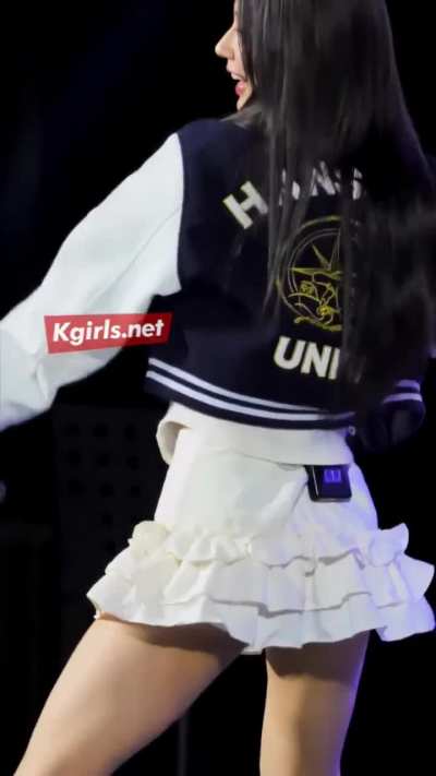 Miyeon 🍑