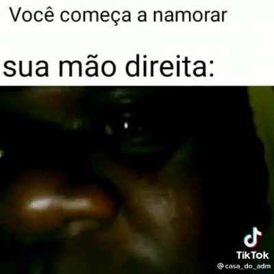 Eu uso a esquerda😐😐😐😐😐😐😐😐