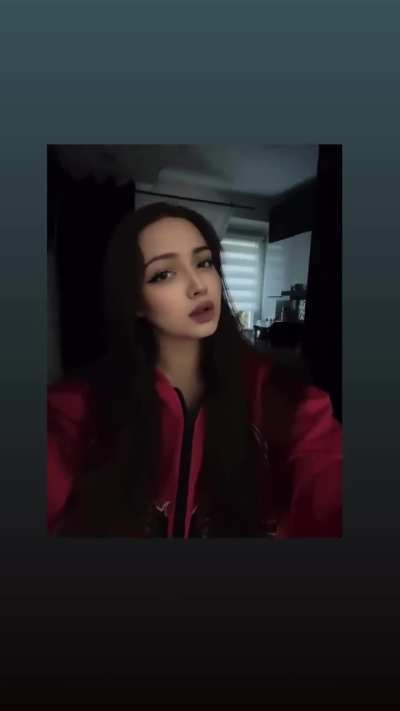 she's just so beautiful.....
