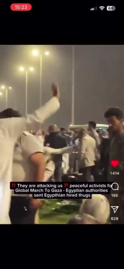 Those who are marching to gaza: "We are the umma". The Umma: