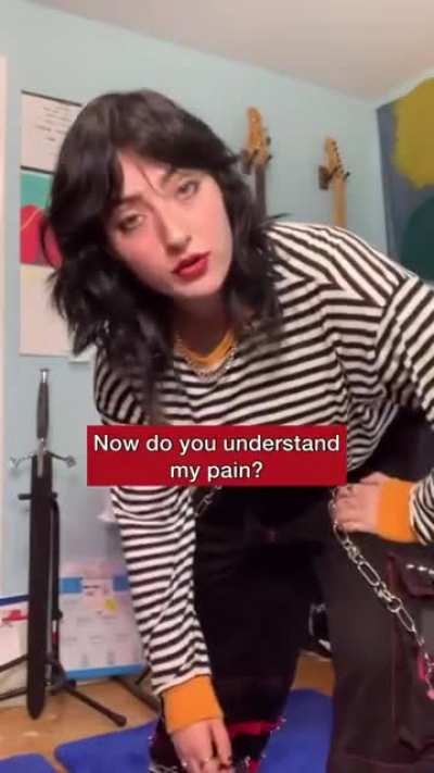 Quirky girl destroys all man childs! What a witty and interesting girl
