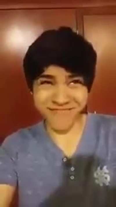 Es igual a santi viral :0