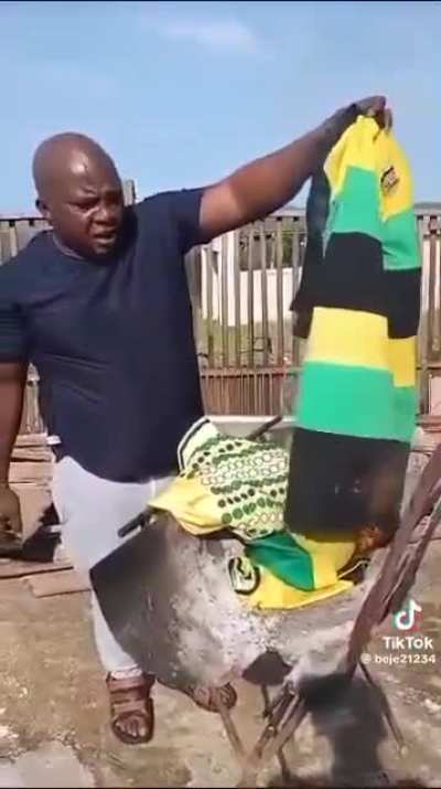 ANC kufanele ife (The ANC must die)