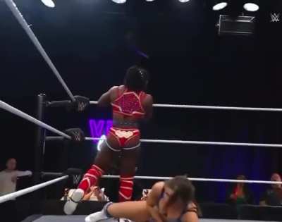 Guess who's been watching Naomi matches.
