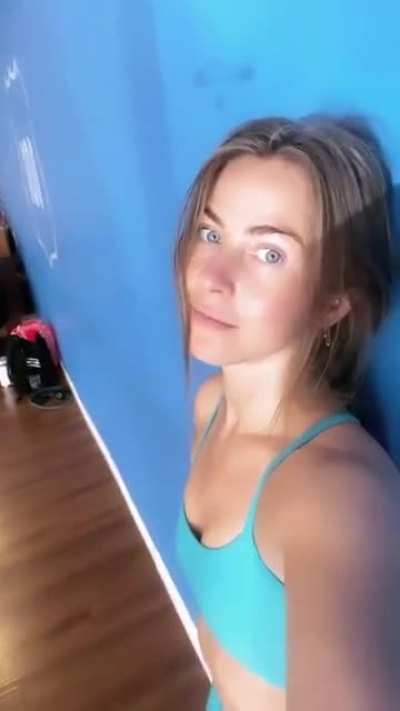 Julianne hough