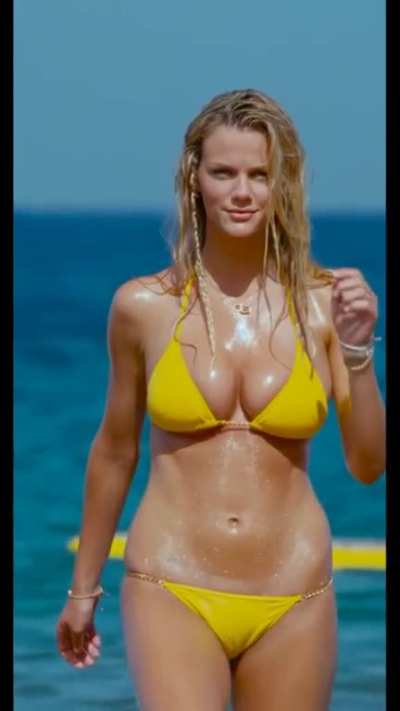 Brooklyn Decker: Movie - Just Go With It