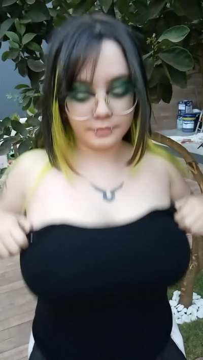 i was taking selfies when i just felt the urge to make a video [reveal]ing my titties for reddit