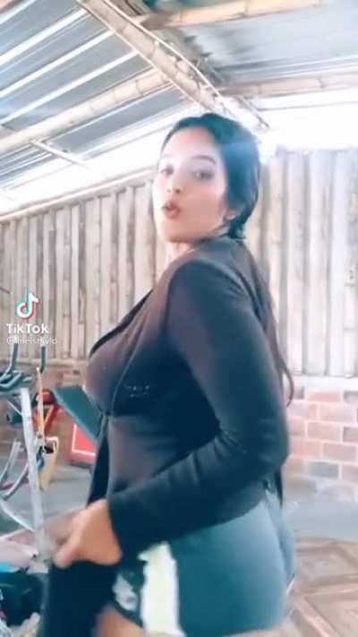 Me acaba de salir. Rica mujer.