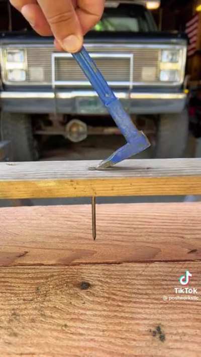 How to pull out a nail that&rsquo;s sinked in too deep