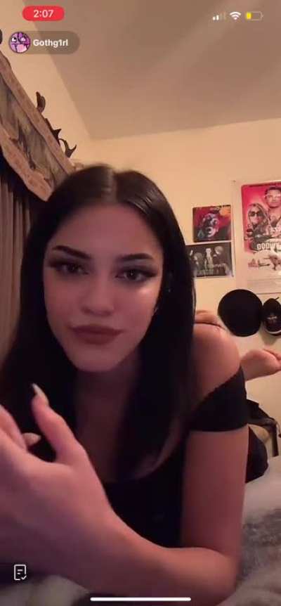Gothg1rl perfect soles. Live rn