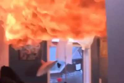 It&rsquo;s just a small fire, water is fine