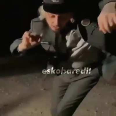 khontkar kıvırtıyor