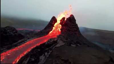 Unbelievable drone footage captures the Fagradalsfjall volcano in Iceland (watch until the end)