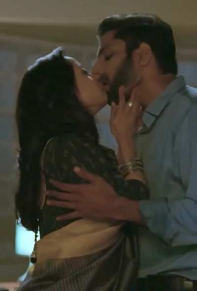Raima Sen [Forbidden Love - S01E04]