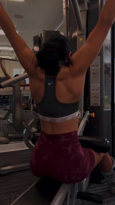 Indi getting swole! &eth;&ordf;&eth;&frac34;