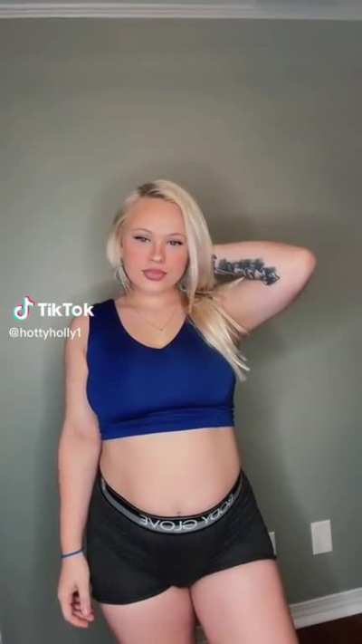 do you like bouncy ass like mine? hottyholly1