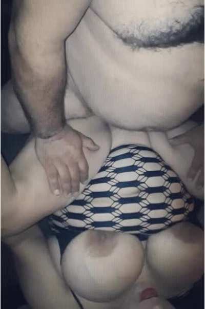 Happy "Titty Tuesday" to all the guys who love HUGE tits! 🍒 I'm looking for someone to smother with my BIG boobs on Friday (10/11) and Saturday (10/12) night! 🫠 If chosen, you must travel to Helendale and agree to be filmed! 💯 To watch the live-streams of