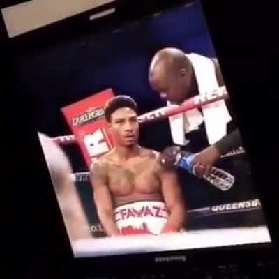 Boxer gets distracted