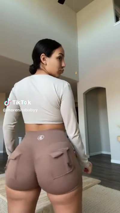 🤤