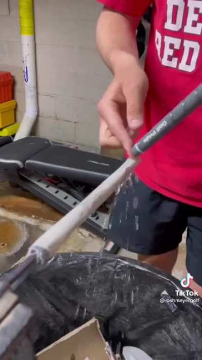 Adding a new grip to Kevin Heart's golf club!