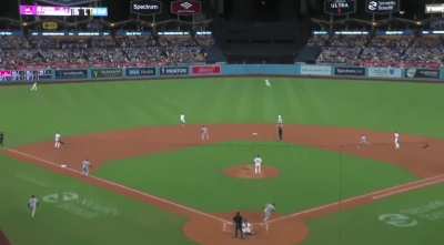 [Highlight] James Outman makes a spectacular full extension leaping catch to prevent a potential bases-clearing extra base hit