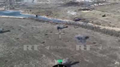 Flank attack near Avdiivka forced Ukrainians to flee across an open field according to RT