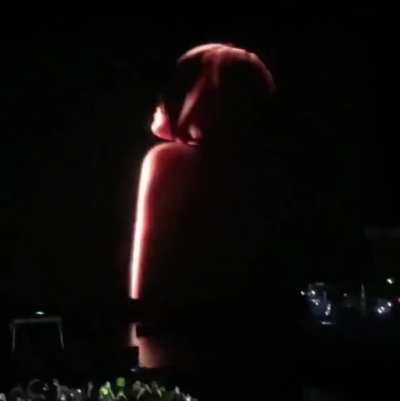 Billie Eilish last night (cut in order &amp;amp; cropped) | GFY
