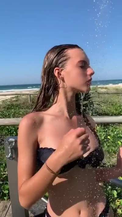 Shower at the beach 