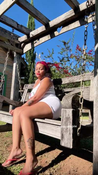 Farting outdoors feels different