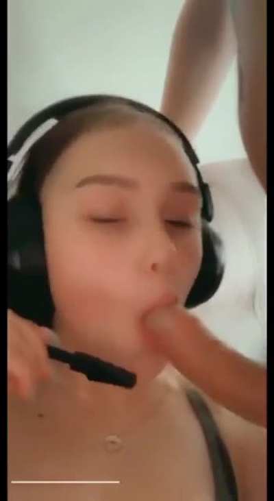💦