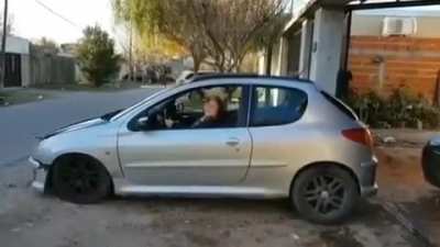 Corta eso abuela?