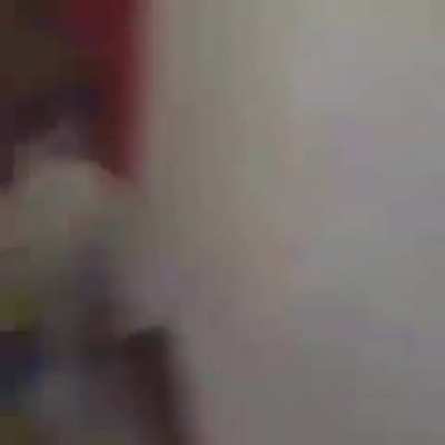 Amassou a m&atilde;o do cara