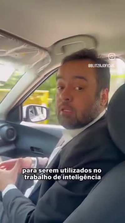 Compre varias visturas e drones pra usar apaisana   e fa&ccedil;a um comercial avisando pra todo mundo 🤦