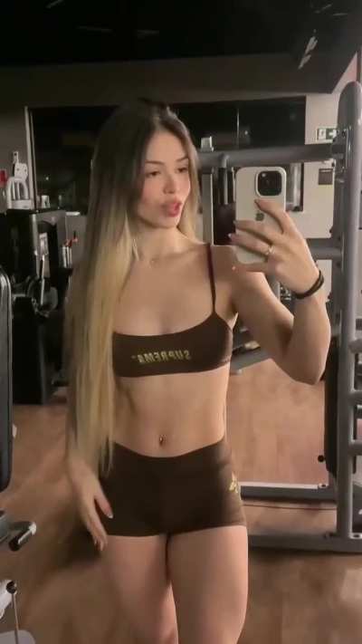 Melody 🥵🥵