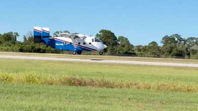 Snagged a video of a flying shoebox (Short Skyvan) doing touch and go&rsquo;s at IMM on Wednesday. Forgive the camera work, I was bumping along on the back of a golf cart lol