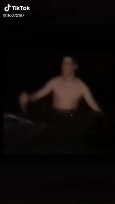 screaming in the lake