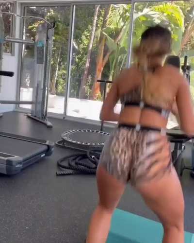 Fantasstic Jiggle