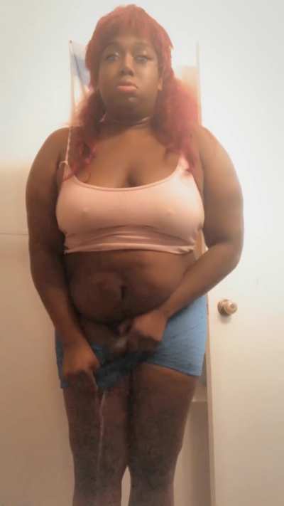 I gotta pee so bad. Can&rsquo;t hold it! Please help me I&rsquo;m about to spray you all over. It&rsquo;s leaking. 
