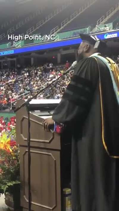In North Carolina, this principal stood at the podium on Graduation Day. Instead of just a speech, he performed Whitney's "I Will Always Love You" to the entire graduating class. Warning &mdash; It's the best seventy seconds you'll spend today...