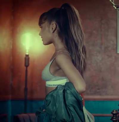 So gorgeous (bangs)
