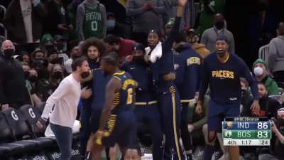 [Highlight] Lance Stephenson throws a dime to Oshae Brissett who throws it down + the foul