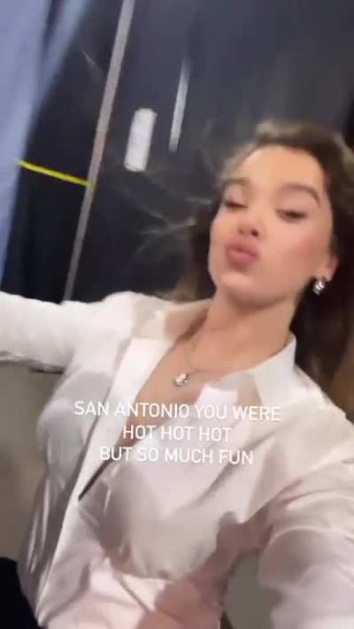 cooling off at Superhero Comic Con (IG, July 2023)