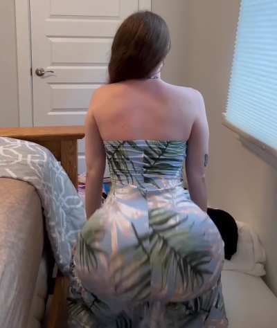 <3