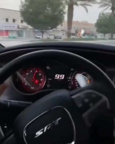 Least skillful and most cautious Saudi driver 😎💪🇸🇦