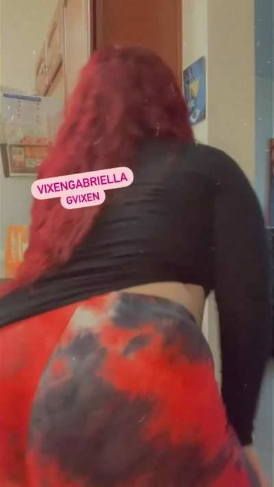 Guess who&rsquo;s back, your favorite Latina 🥵🥵🍑🍑 cum watch me 🥰