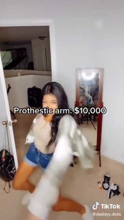 То, что на мне надето, стоит $10,155