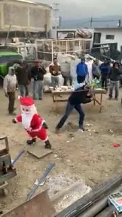 D&aacute;ndole a la pi&ntilde;ata