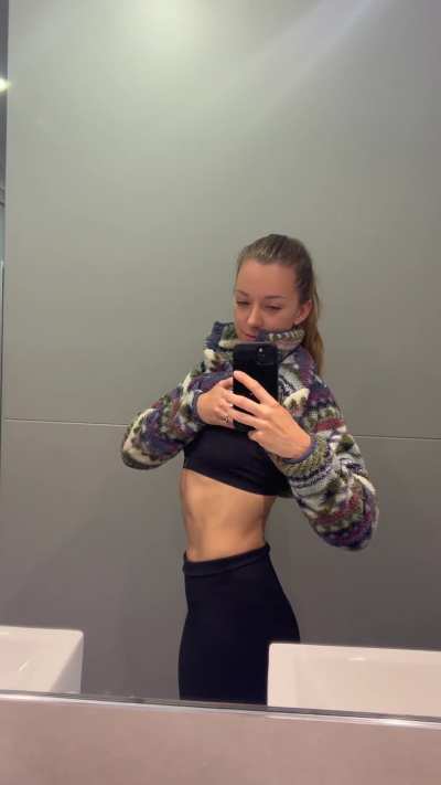 well my abs are feeling a bit delicate after that workout, Rosie @rosieposieblue1 